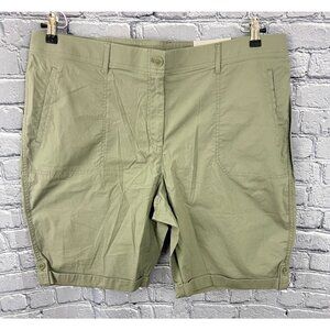 Chico's Secret Stretch Casual Green Shorts Size 3.5 US 18